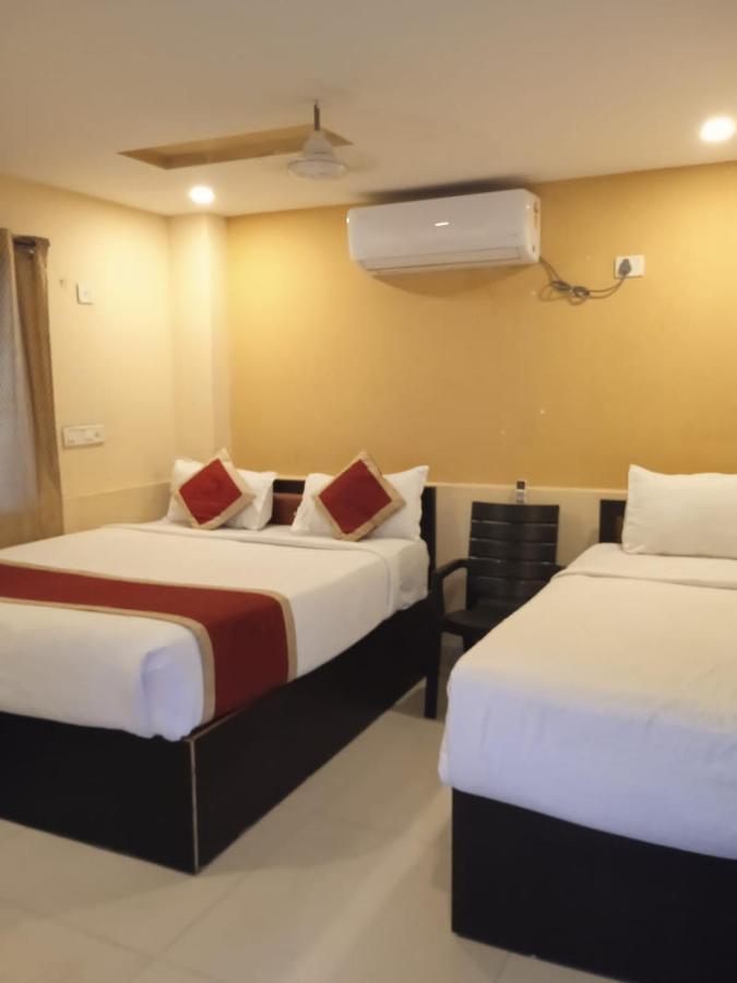 The Royal Inn Višákhapatnam Pokoj fotografie